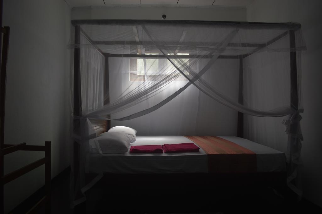 Chamod Holiday Home Tangalle Buitenkant foto