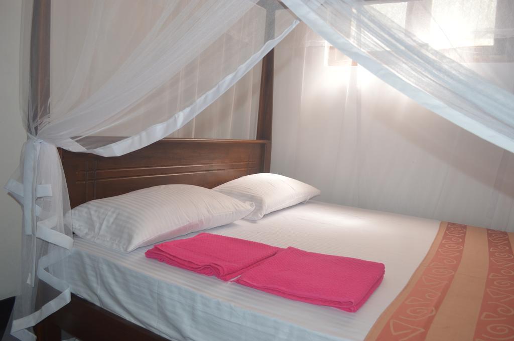 Chamod Holiday Home Tangalle Buitenkant foto